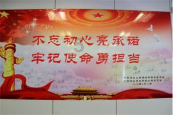 兰德尔和布伦森联手献30分,尼克斯在客场惊险胜篮网